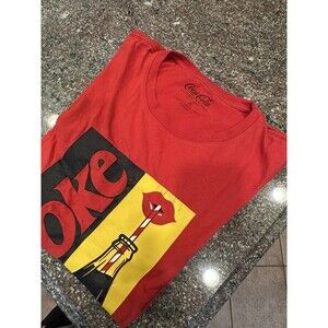 Lucky Brand Coca Cola T-Shirt Mens M  Red Crew Neck Short Sleeve Cotton